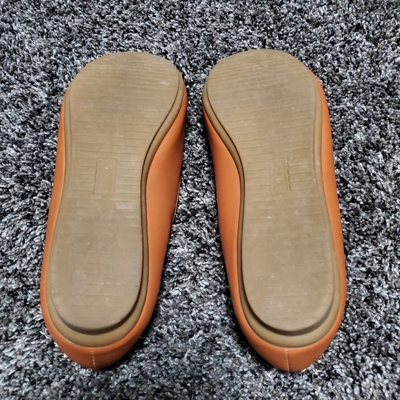 Beacon Slip On Flats - Picture 5 of 8